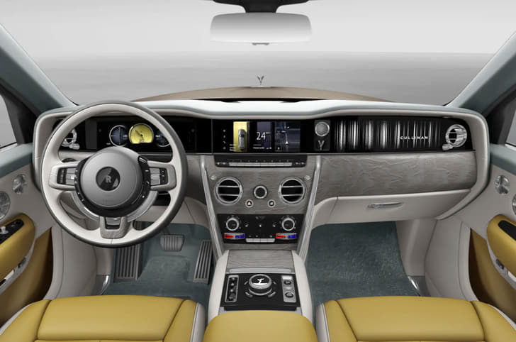 Rolls Royce Cullinan interior dashboard colours